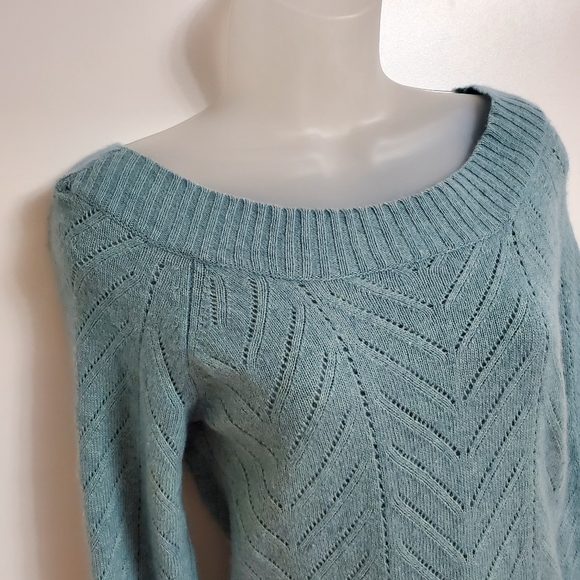 RW&CO Cashmere wool blend Pindot Sweater Small - Picture 6 of 10